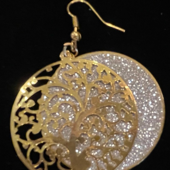 Gold and Silver glitter round earrings - Picture 2 of 3